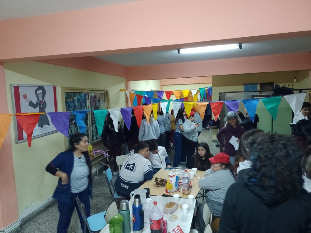 656d375bf2d81_image_Gale_20231203_18_20.jpeg